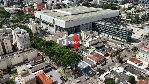 Terreno ZR4 ao lado da Ligga Arena | 550 m² | Água Verde | Permuta | à venda por R$ 2.300.000 - Curitiba/PR - foto 2