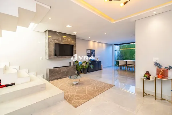 Sobrado com 3 dormitórios para alugar, 180 m² por R$ 6.900/mês - Pinheirinho - Curitiba/PR - foto 2