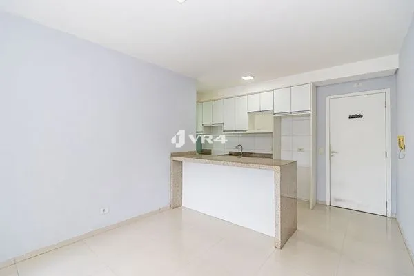 Apartamento com 2 dormitórios para alugar por R$2.600/mês - Santa Cândida, Curitiba/PR   - foto 4