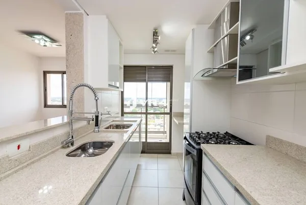 Apartamento com 2 dormitórios para alugar, 60 m² por R$ 3.150/mês - Capão Raso - Curitiba/PR - foto 2