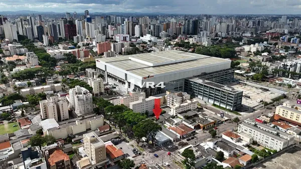 Terreno ZR4 ao lado da Ligga Arena | 550 m² | Água Verde | Permuta | à venda por R$ 2.300.000 - Curitiba/PR - foto 4