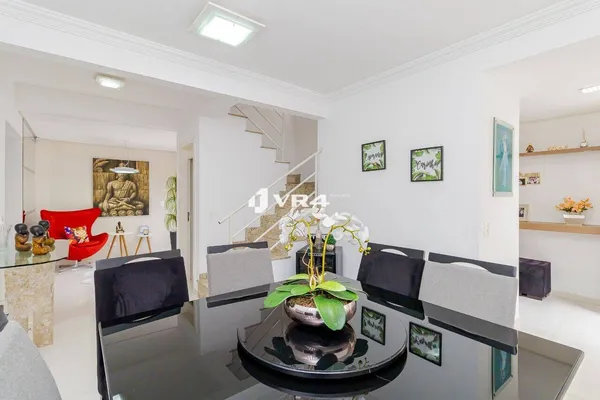 Sobrado Santa Felicidade 2  quartos com fácil reversão para 3 dormitórios ( planta original 3 dormitórios), ático espaçoso - R$ 850.000,00 - foto 3