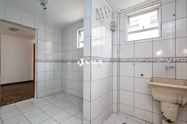 Apartamento com 3 quartos, 51 m², à venda por R$ 260.000 - foto 3