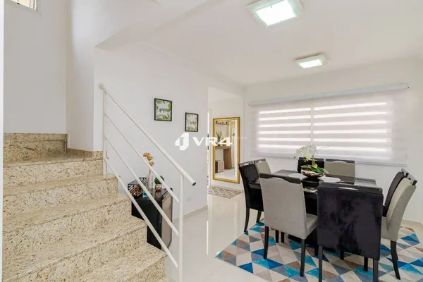 Sobrado Santa Felicidade 2  quartos com fácil reversão para 3 dormitórios ( planta original 3 dormitórios), ático espaçoso - R$ 850.000,00 - foto 2