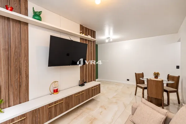 Apartamento 02 Dormitórios no Bigorrilho   - foto 2
