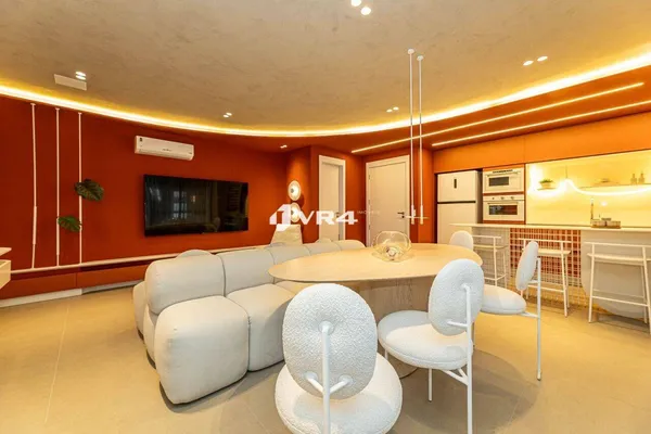 Apartamento com 2 Quartos | Suíte | Face Norte | 2 Vagas livres | com 78m² à venda R$ 1.230.000 - Água Verde - Curitiba/PR - foto 2