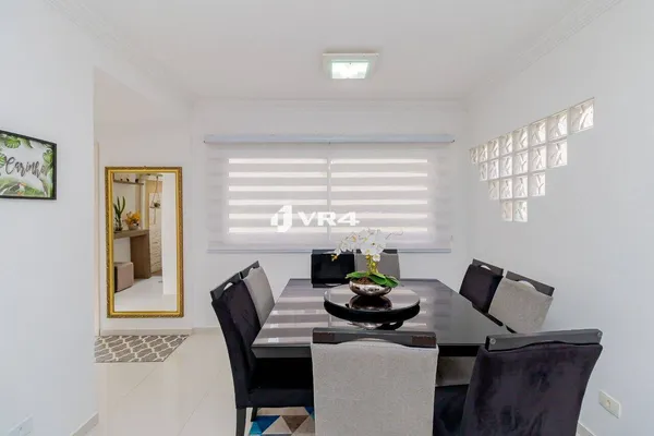 Sobrado Santa Felicidade 2  quartos com fácil reversão para 3 dormitórios ( planta original 3 dormitórios), ático espaçoso - R$ 850.000,00 - foto 4